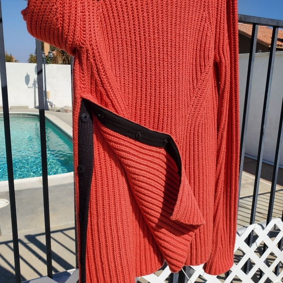 MAG Sweater - Picture 4 of 12